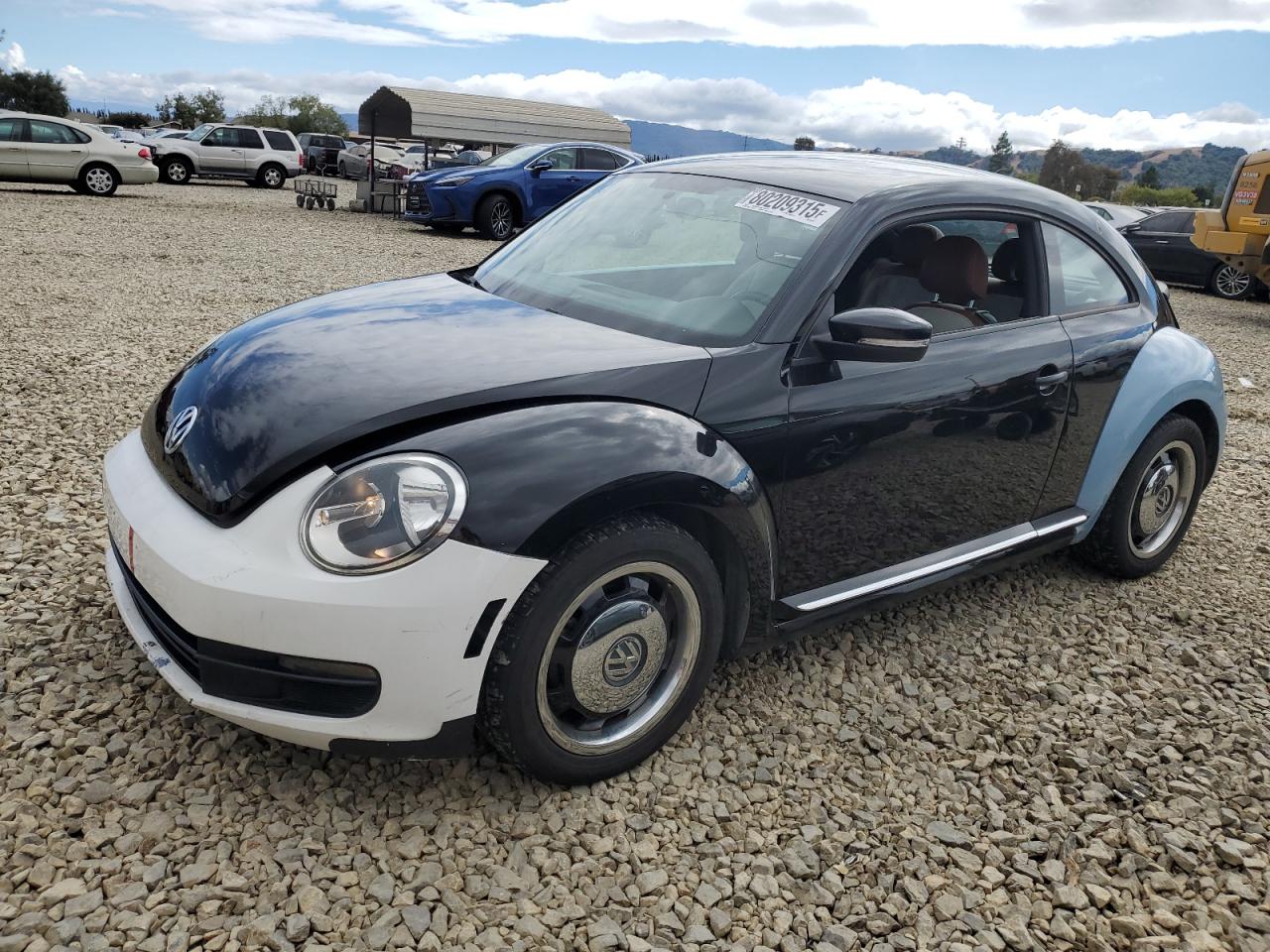 VOLKSWAGEN BEETLE 1.8T 2015