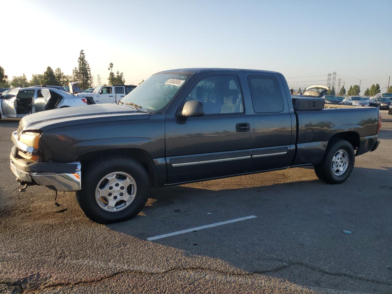 CHEVROLET SILVERADO C1500 2004