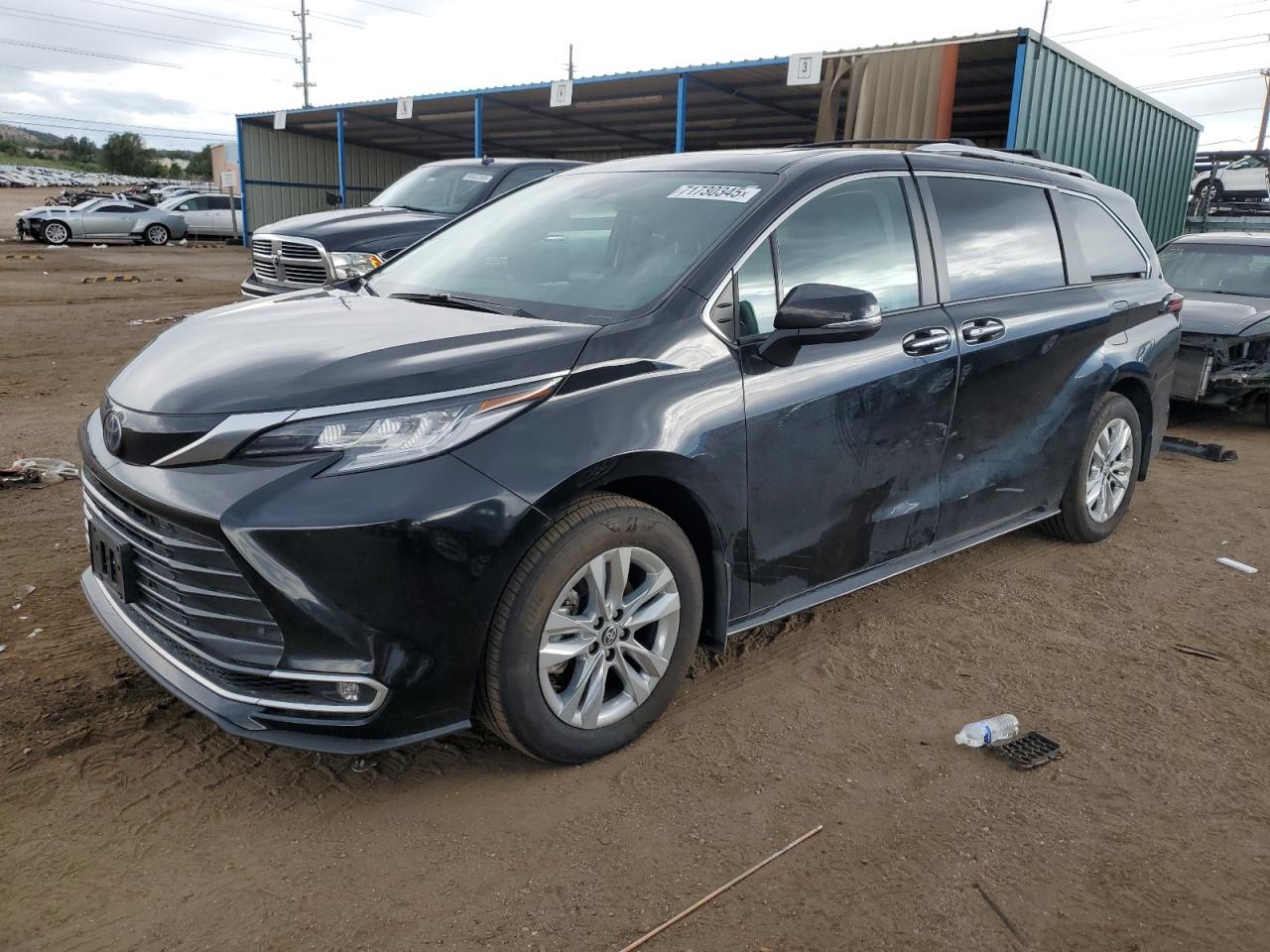 TOYOTA SIENNA LIM 2024