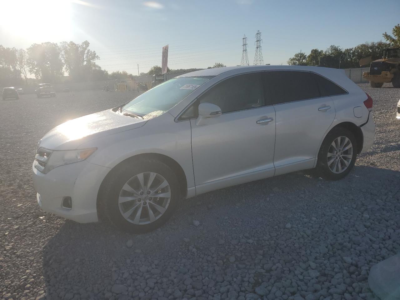 TOYOTA VENZA LE 2015