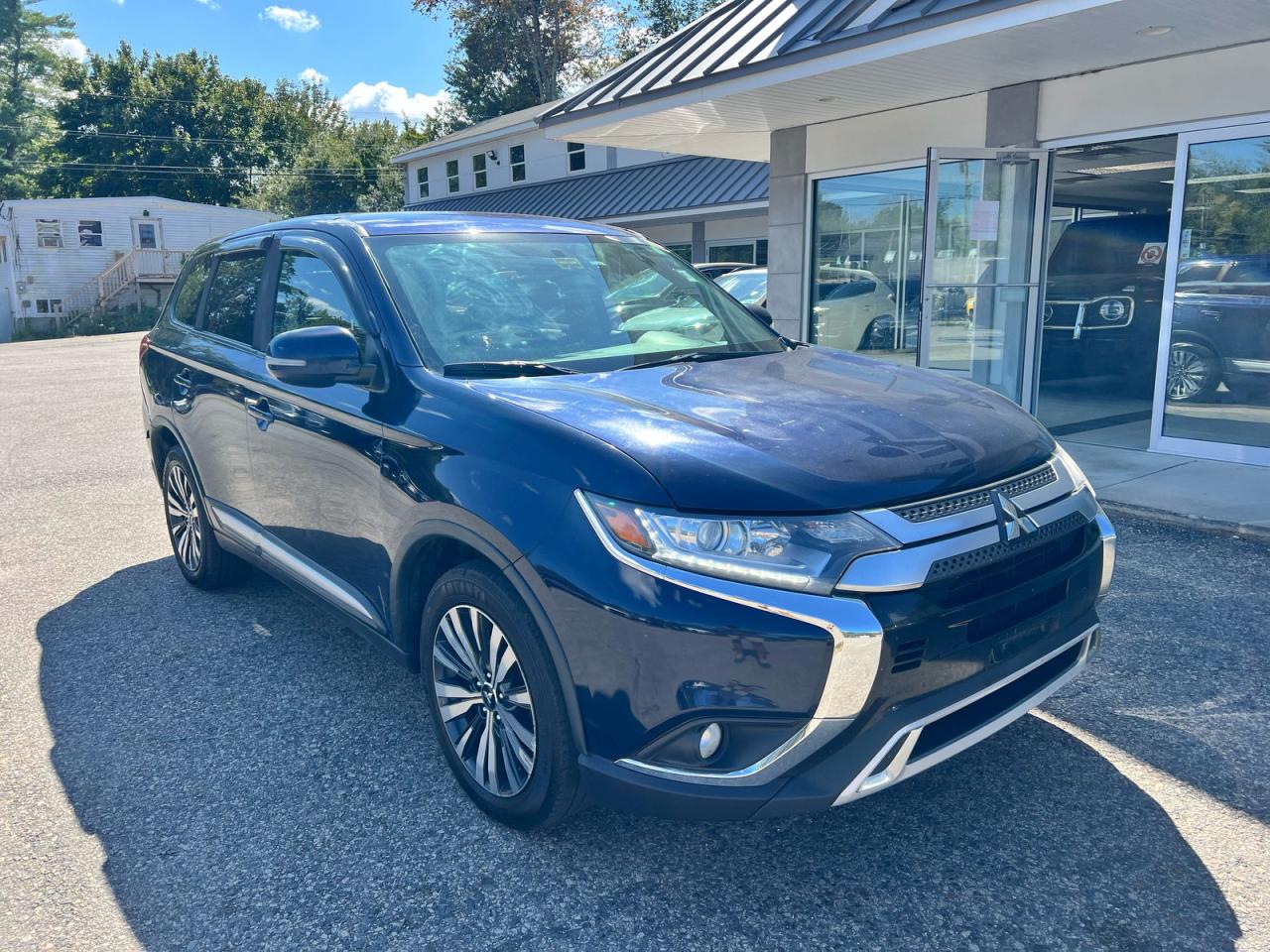MITSUBISHI OUTLANDER 2019