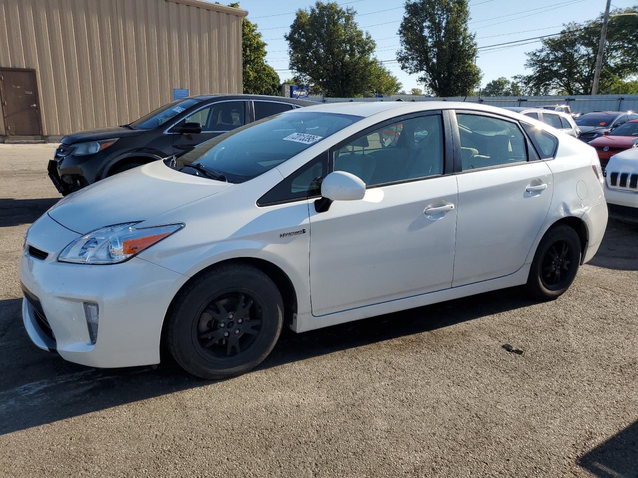 TOYOTA PRIUS 2015
