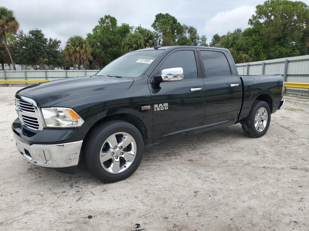 RAM 1500 SLT 2016