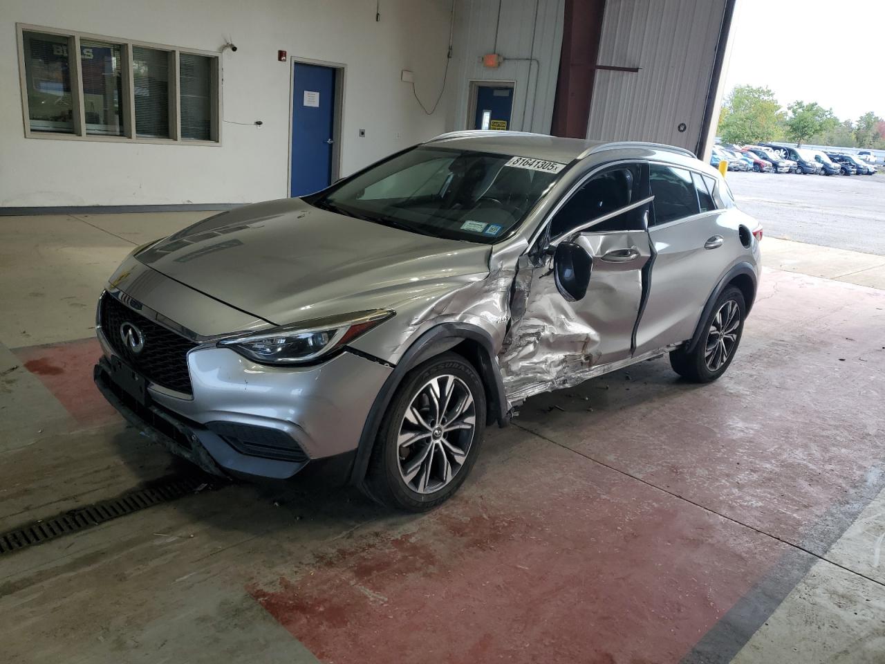 INFINITI QX30 BASE 2017