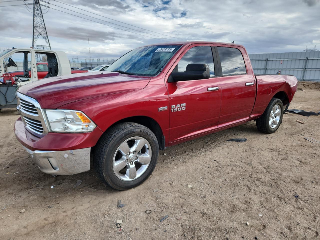 RAM 1500 SLT 2015