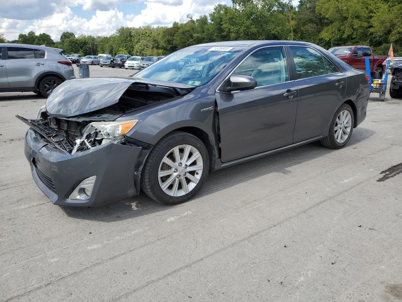 TOYOTA CAMRY HYBRID 2013