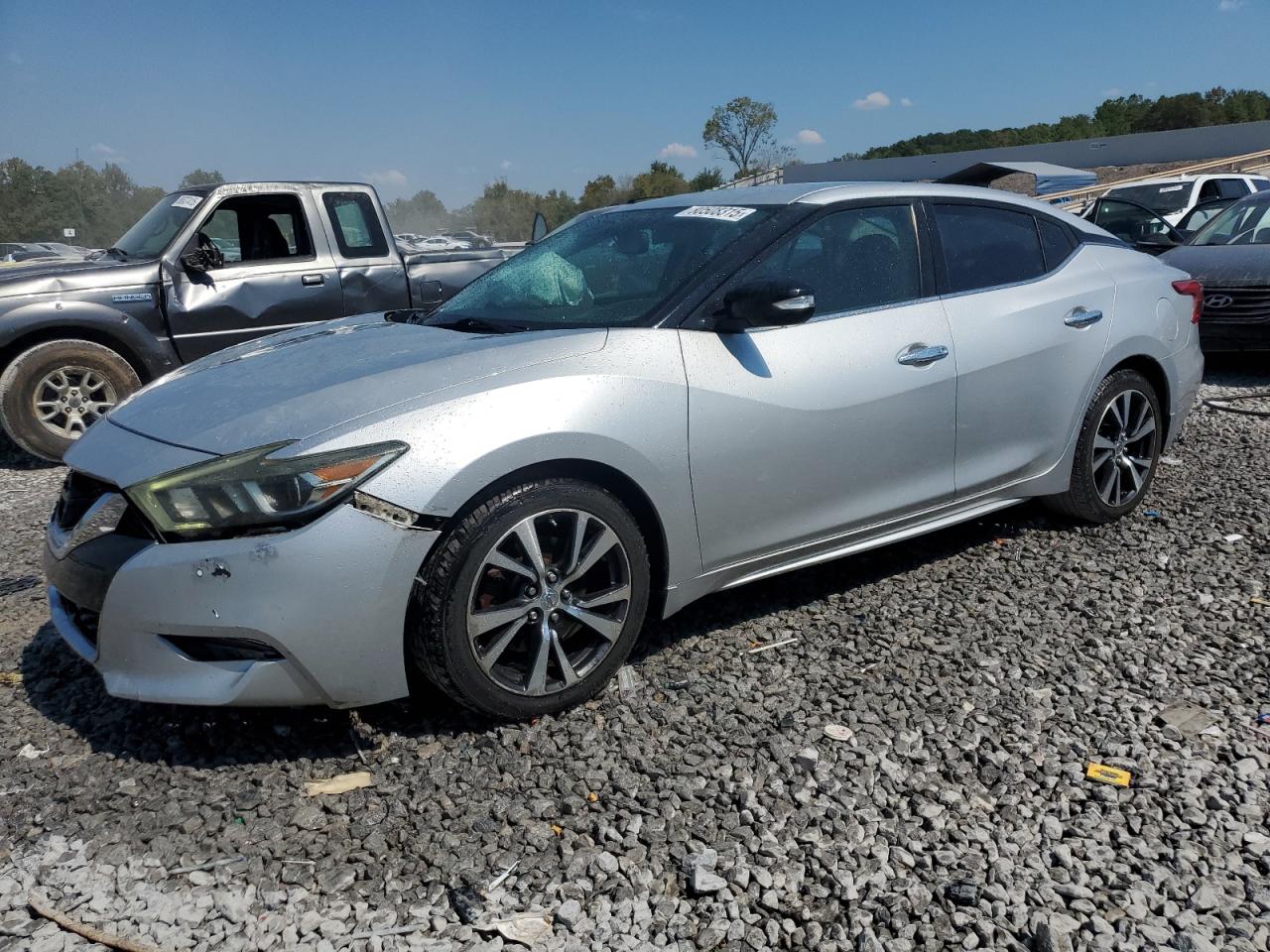 NISSAN MAXIMA 2016