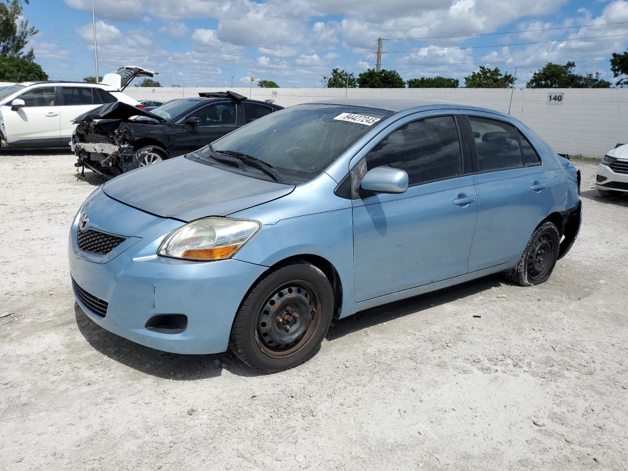 TOYOTA YARIS 2010