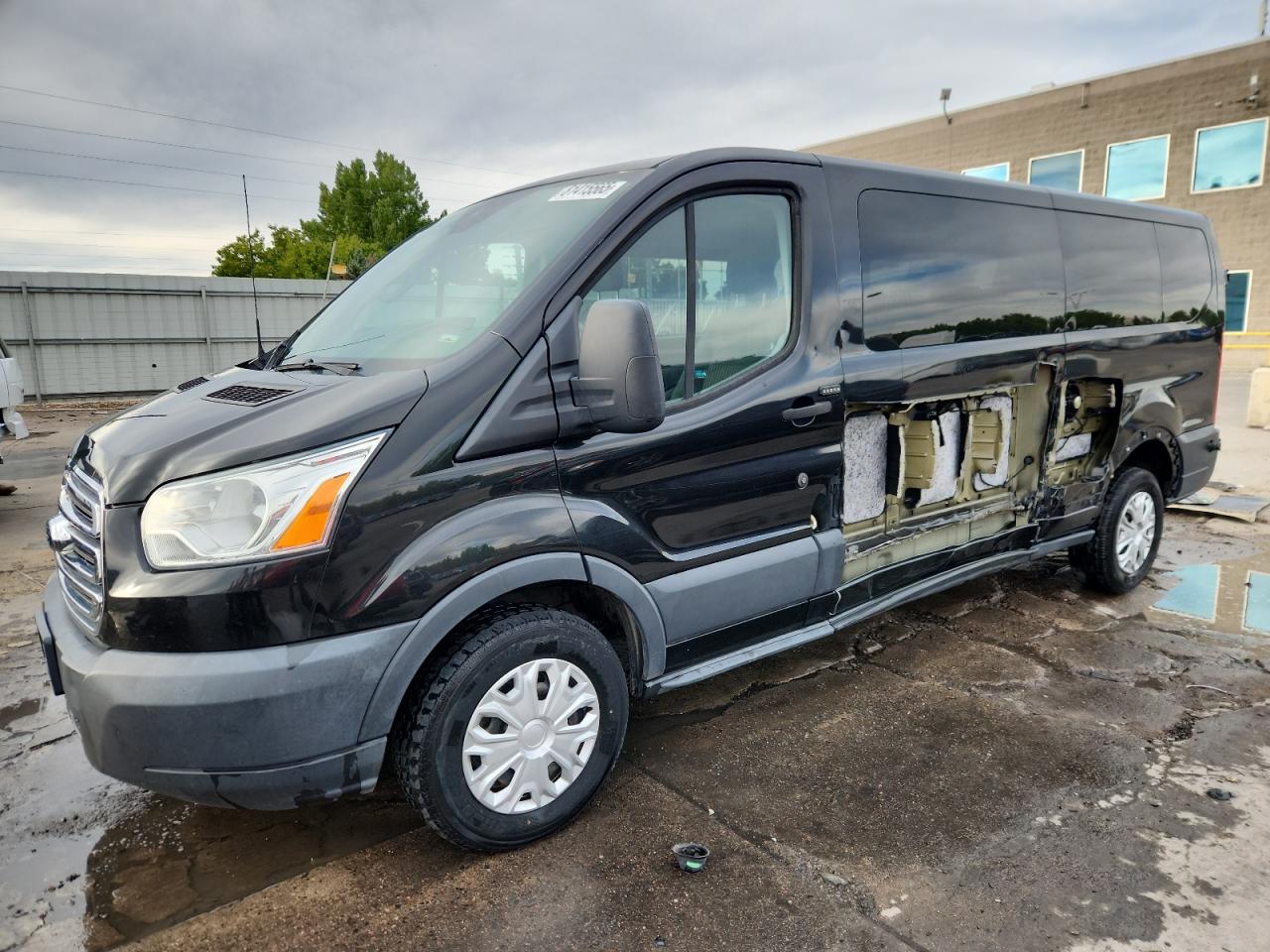 FORD TRANSIT T- 2015