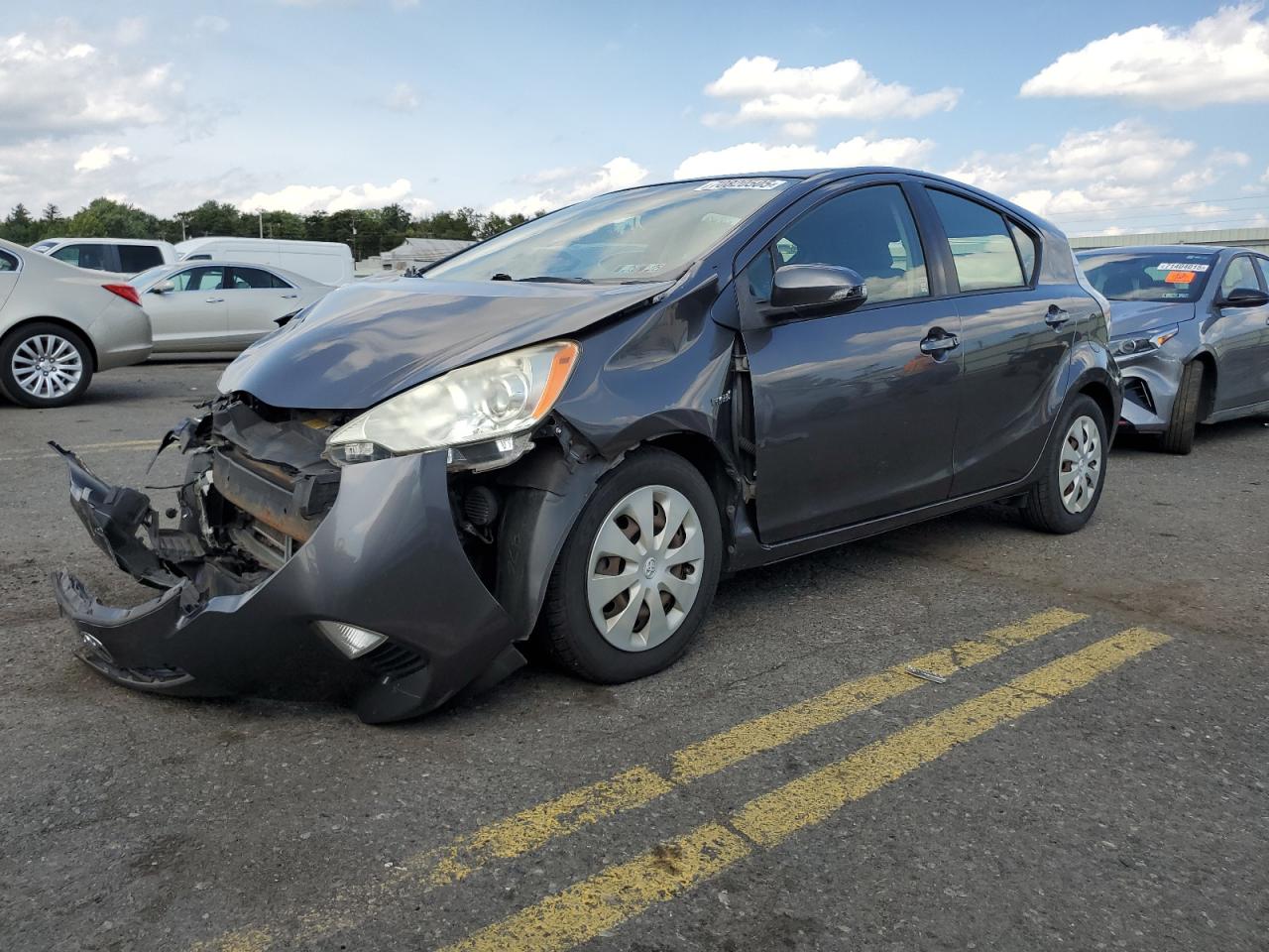 TOYOTA PRIUS C 2013