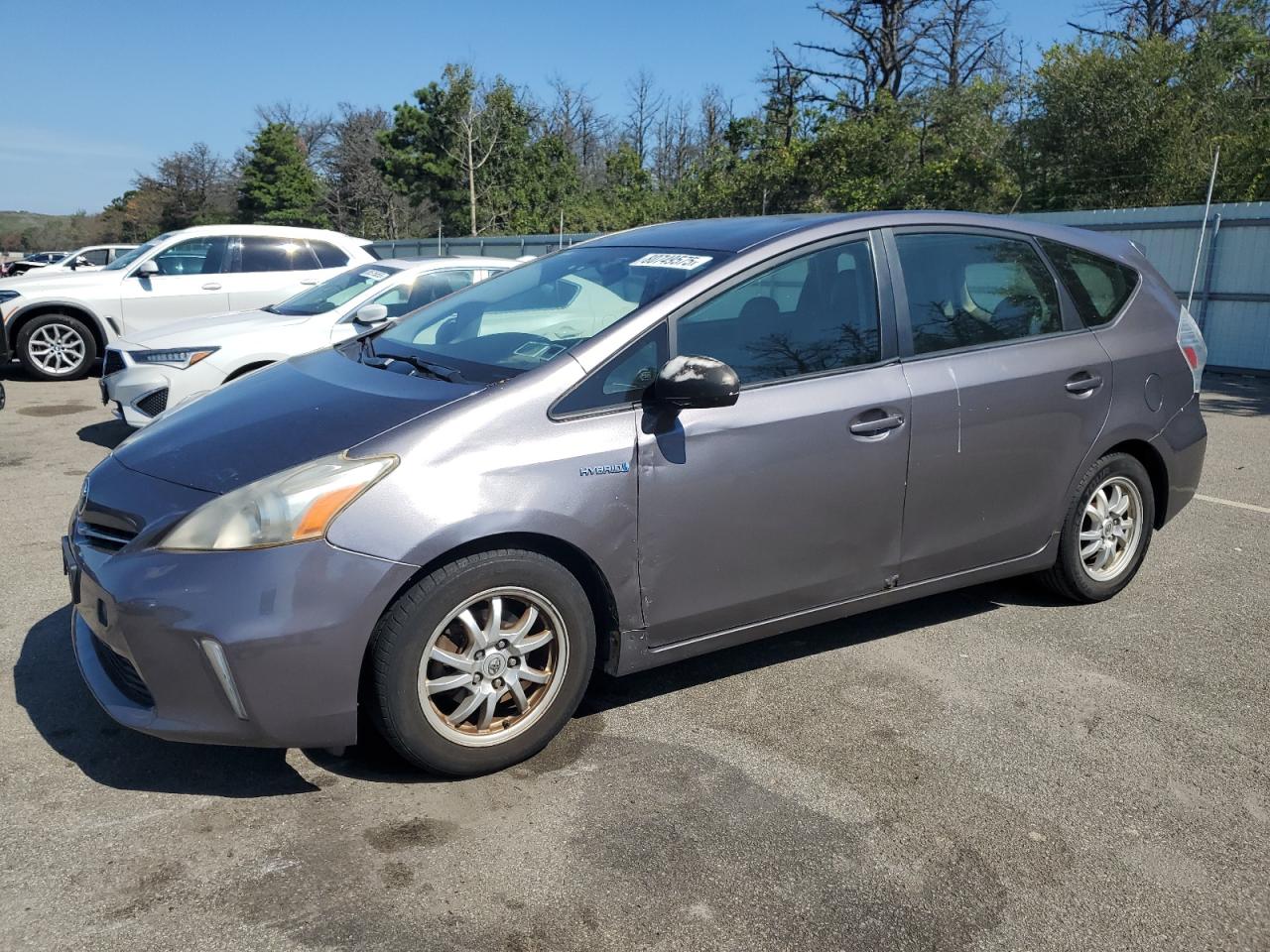 TOYOTA PRIUS V 2014