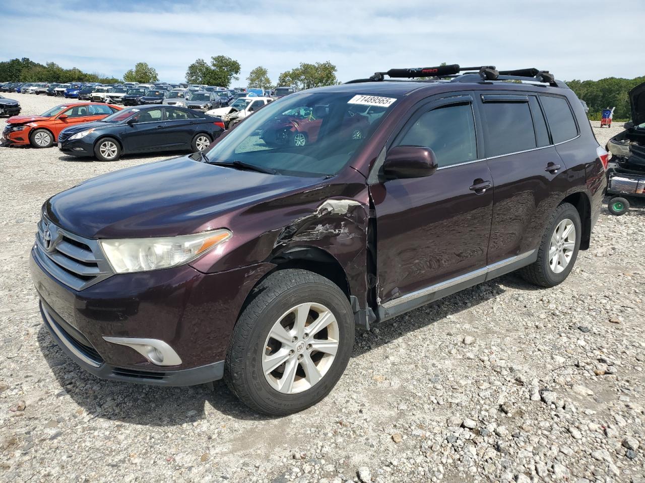 TOYOTA HIGHLANDER 2013