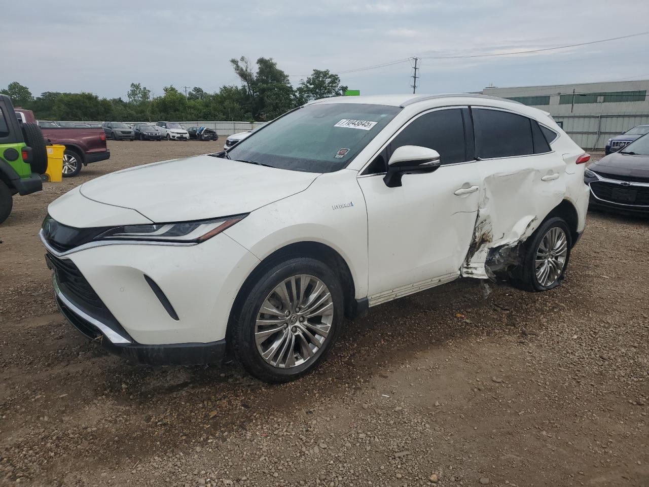 TOYOTA VENZA LE 2021