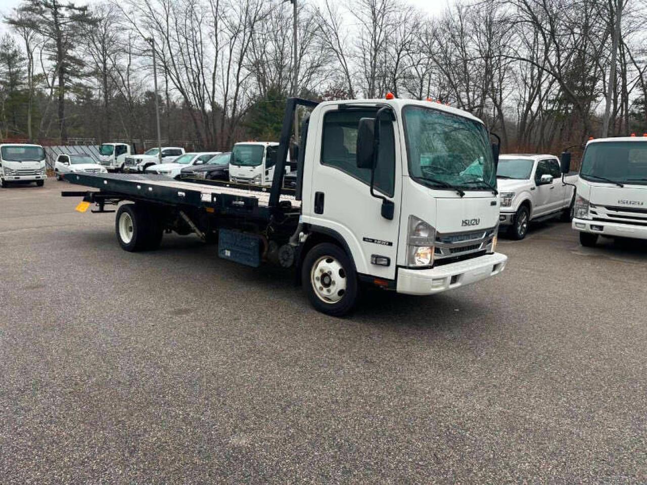 ISUZU NRR 2019