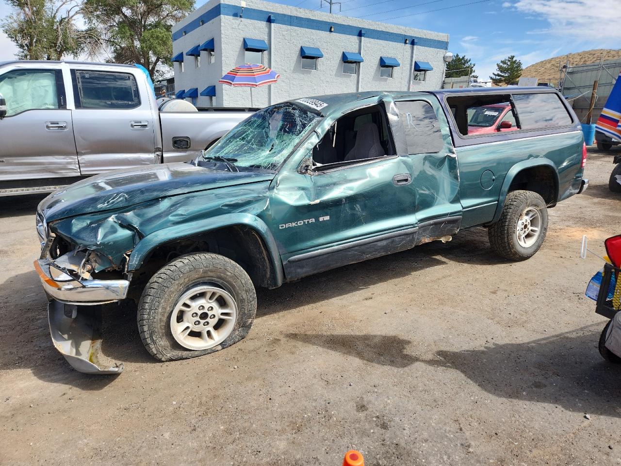 DODGE DAKOTA 2000