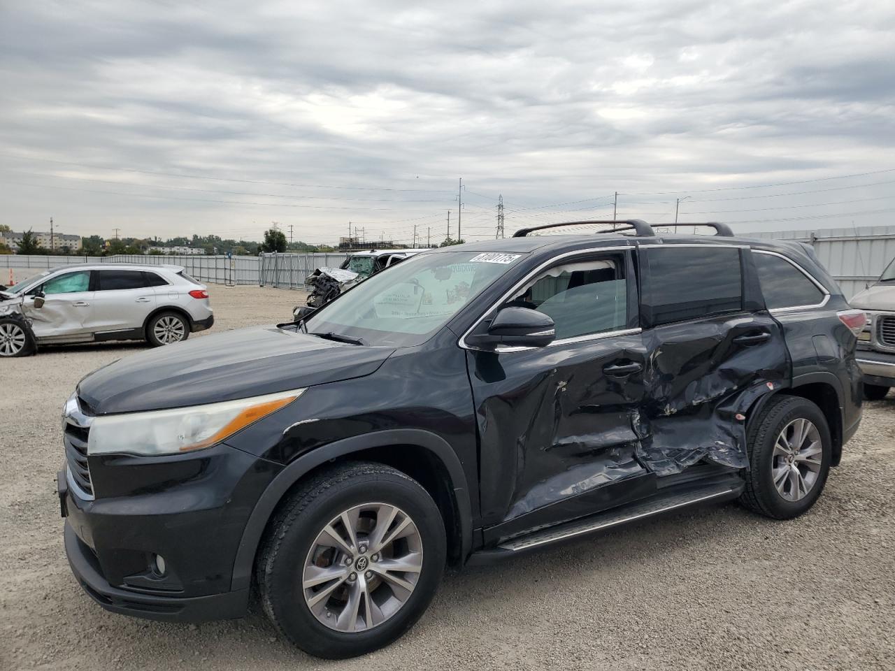 TOYOTA HIGHLANDER 2016
