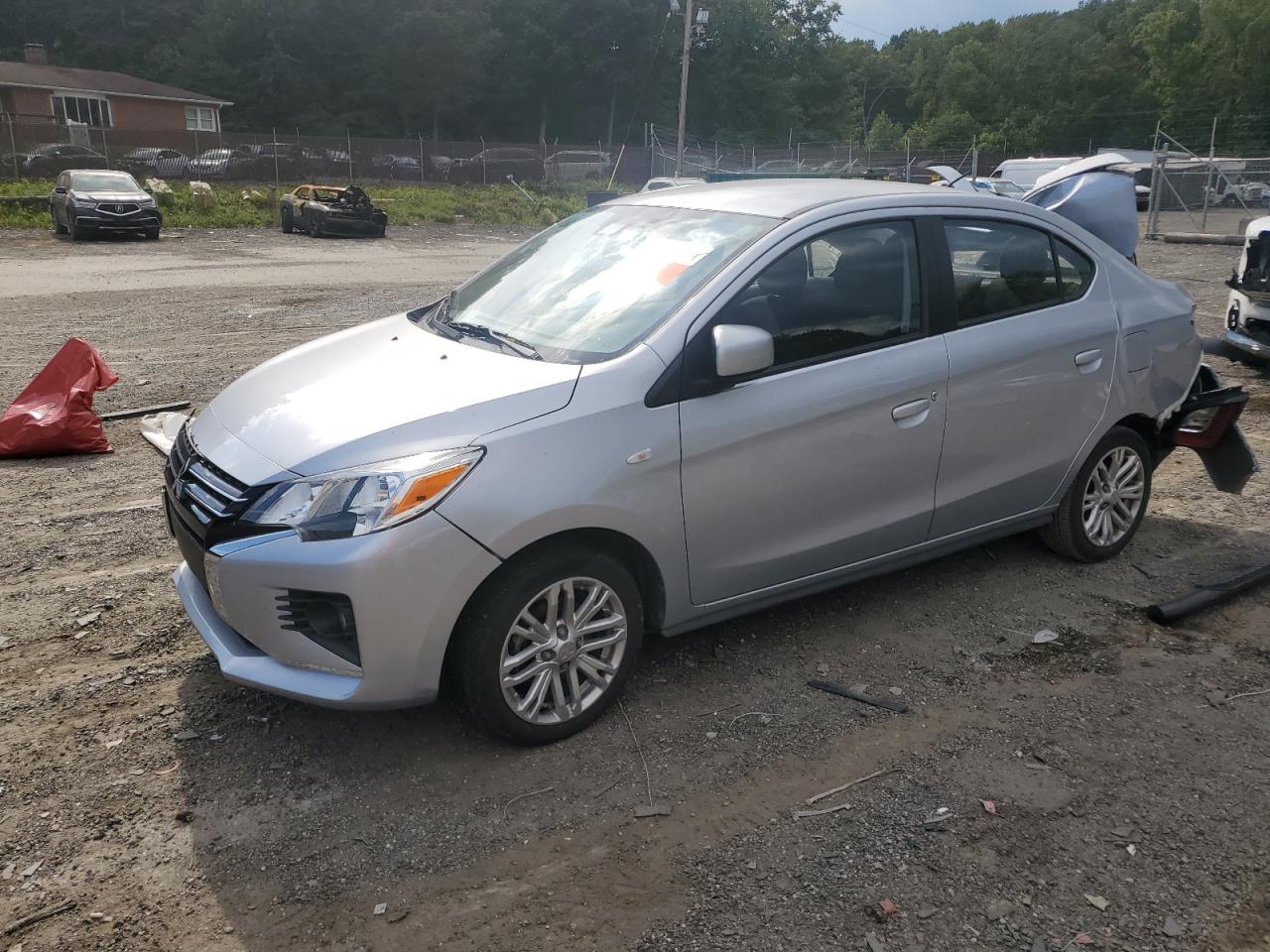 MITSUBISHI MIRAGE G4 2024