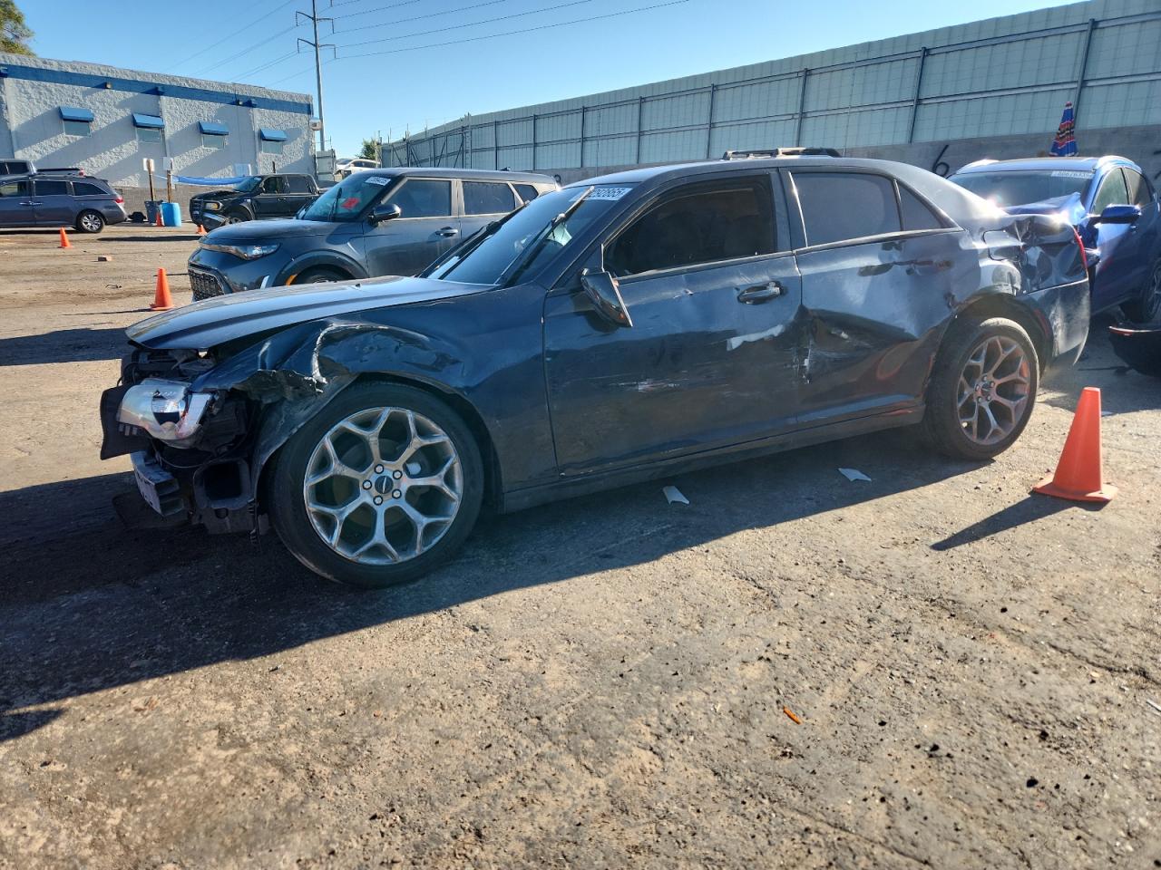 CHRYSLER 300 TOURIN 2018