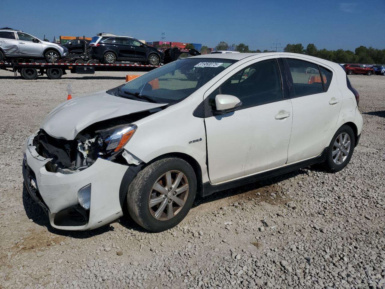 TOYOTA PRIUS C 2017