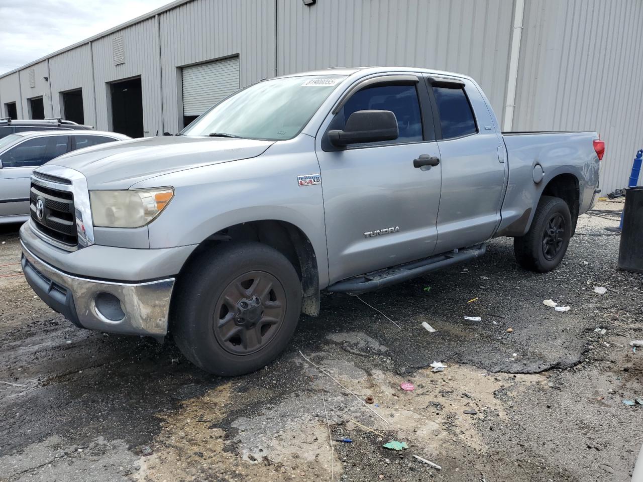 TOYOTA TUNDRA DOU 2012