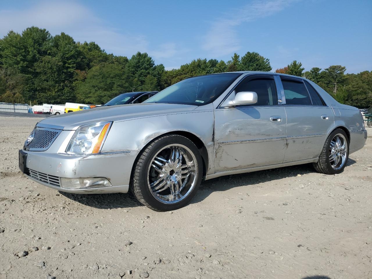 CADILLAC DTS PLATIN 2011
