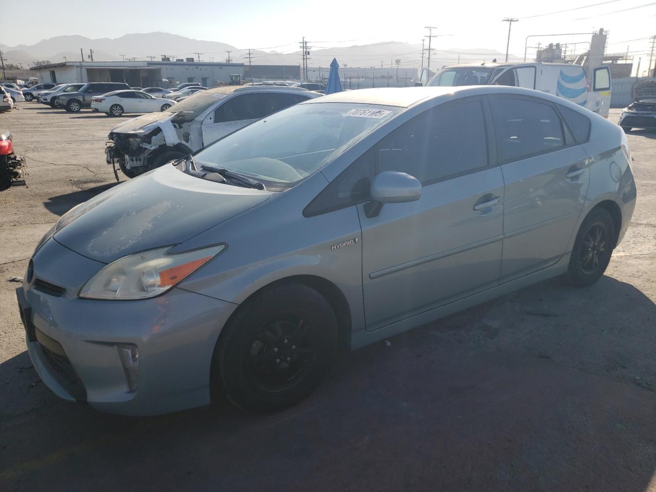 TOYOTA PRIUS 2014