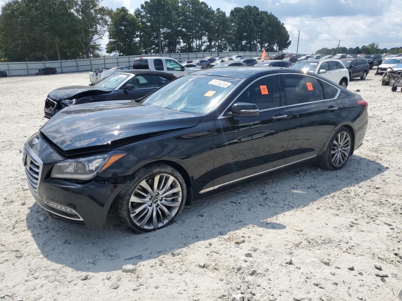 HYUNDAI GENESIS 5. 2015