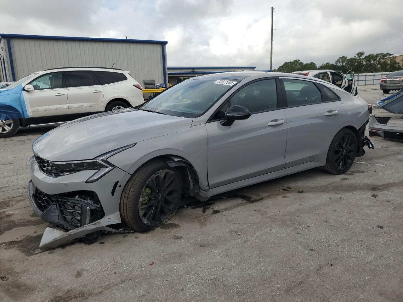 KIA K5 GT 2025