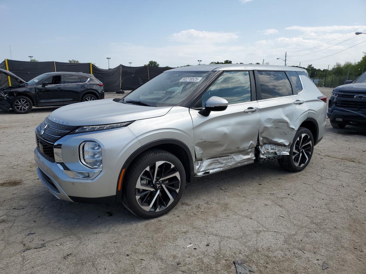 MITSUBISHI OUTLANDER 2024