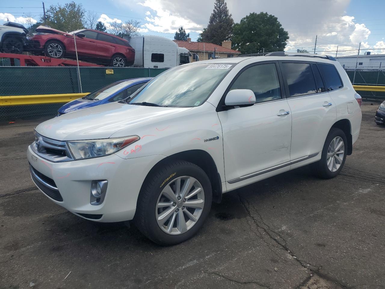 TOYOTA HIGHLANDER HYBRID LIMITED 2011