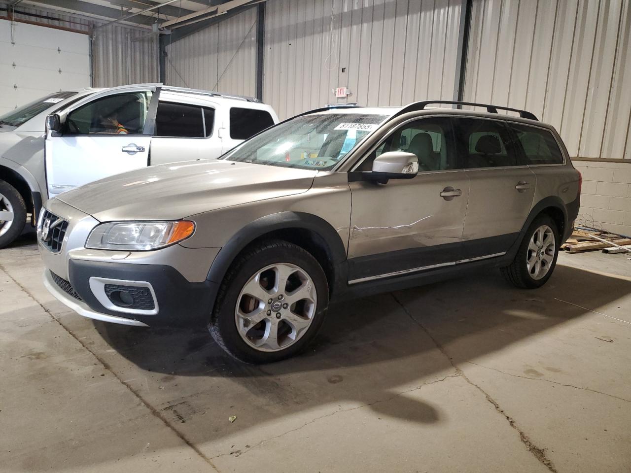 VOLVO XC70 T6 2011