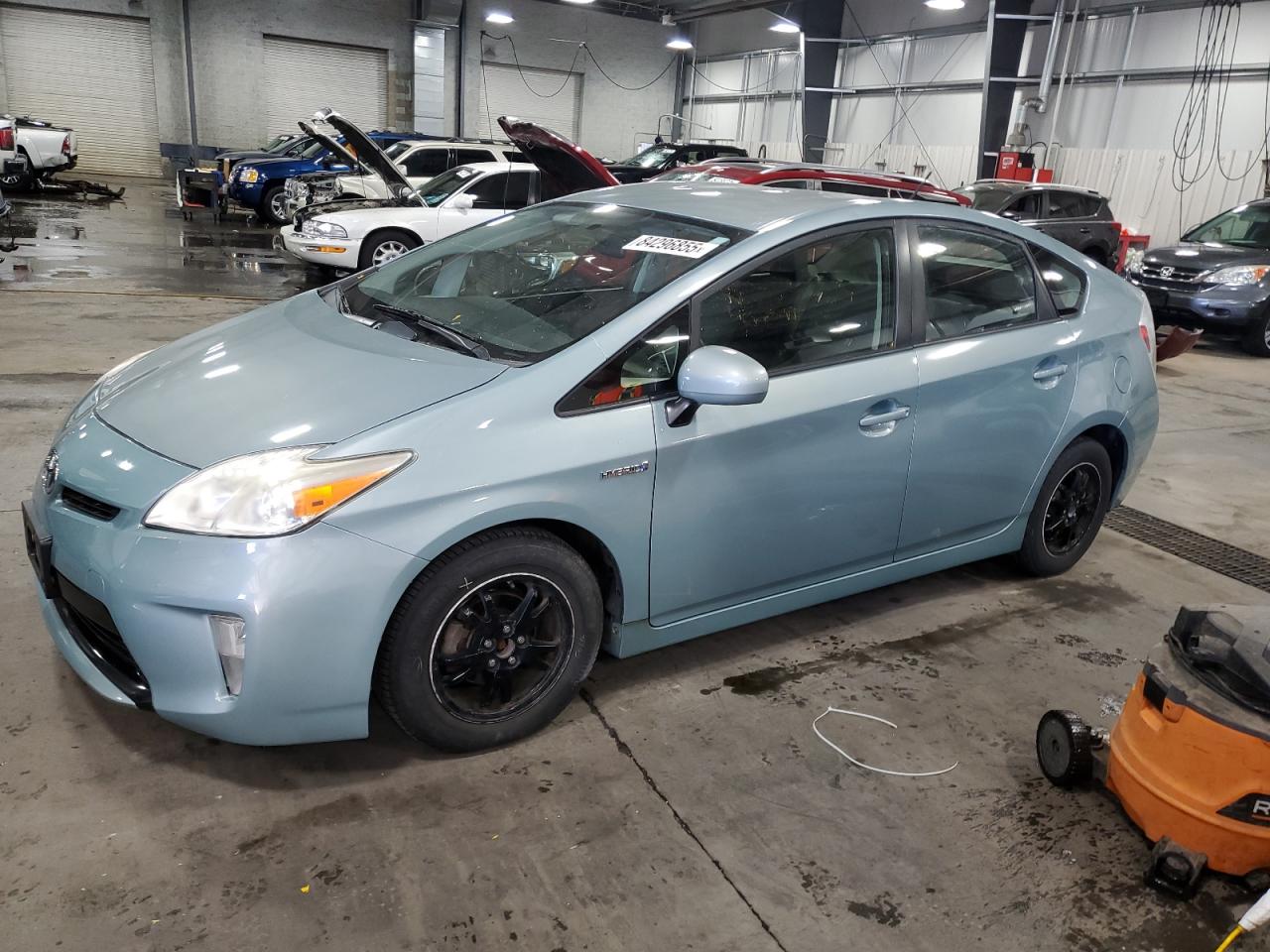 TOYOTA PRIUS 2014