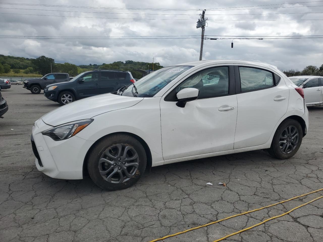 TOYOTA YARIS LE 2020