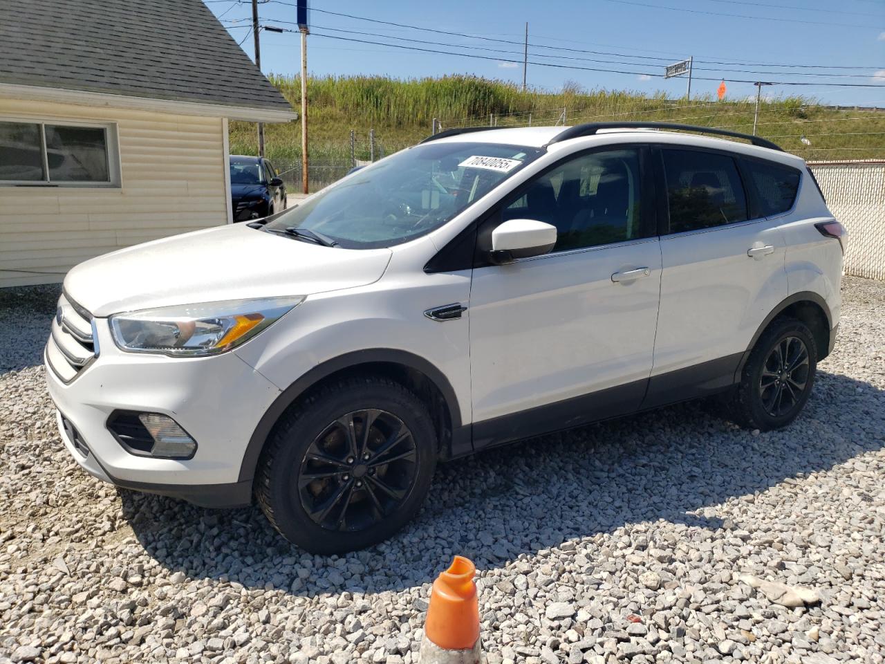 FORD ESCAPE SE 2018