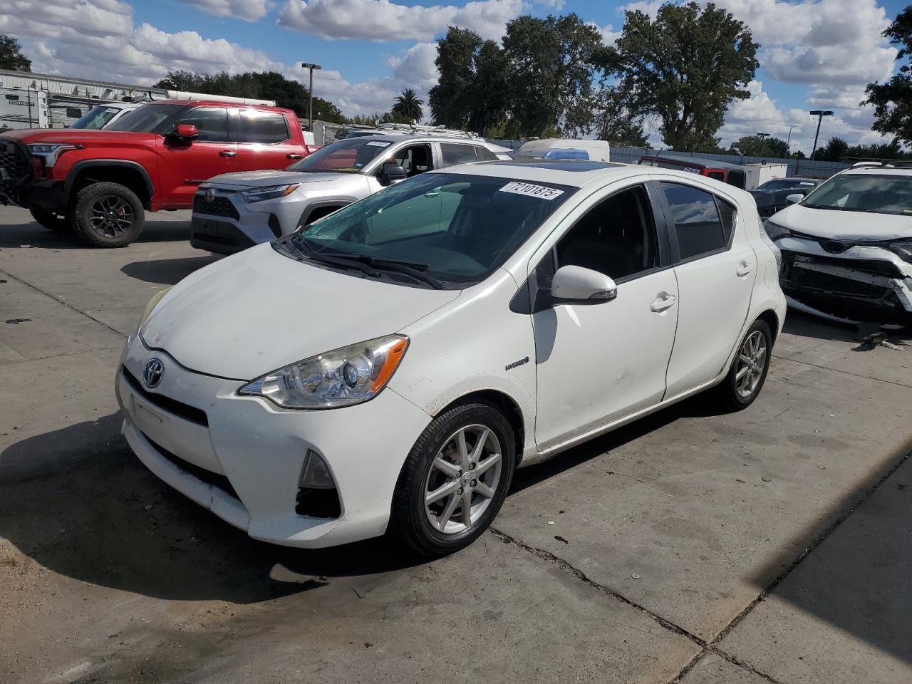 TOYOTA PRIUS C 2012