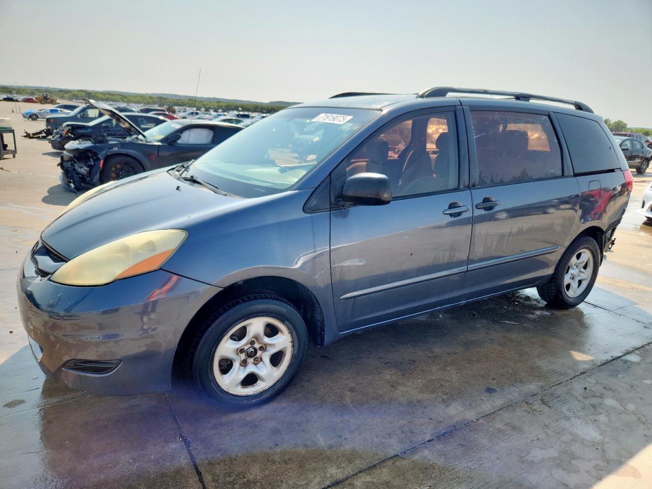 TOYOTA SIENNA CE 2006