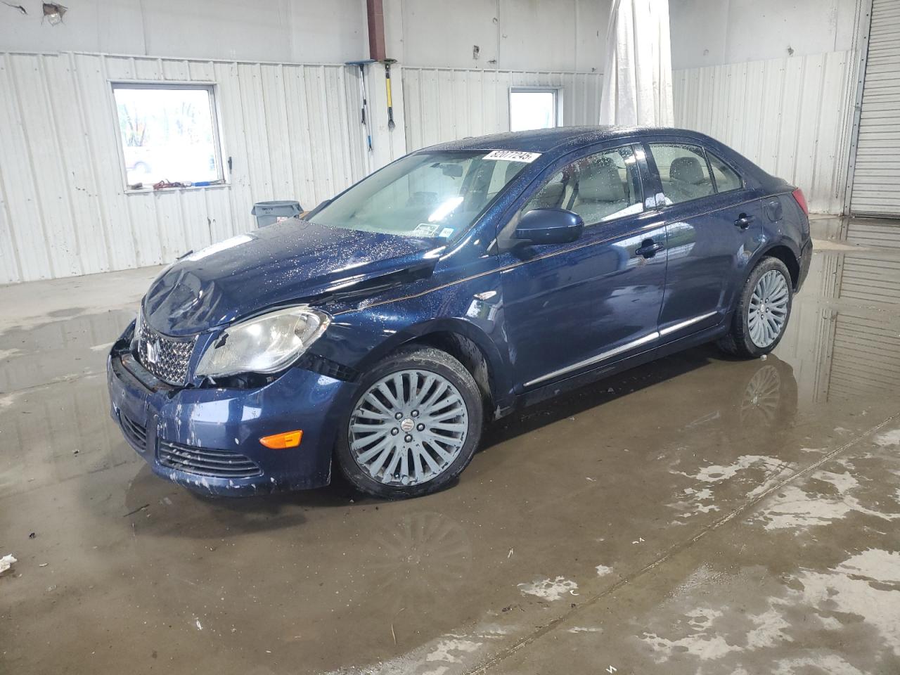 SUZUKI KIZASHI SE 2012