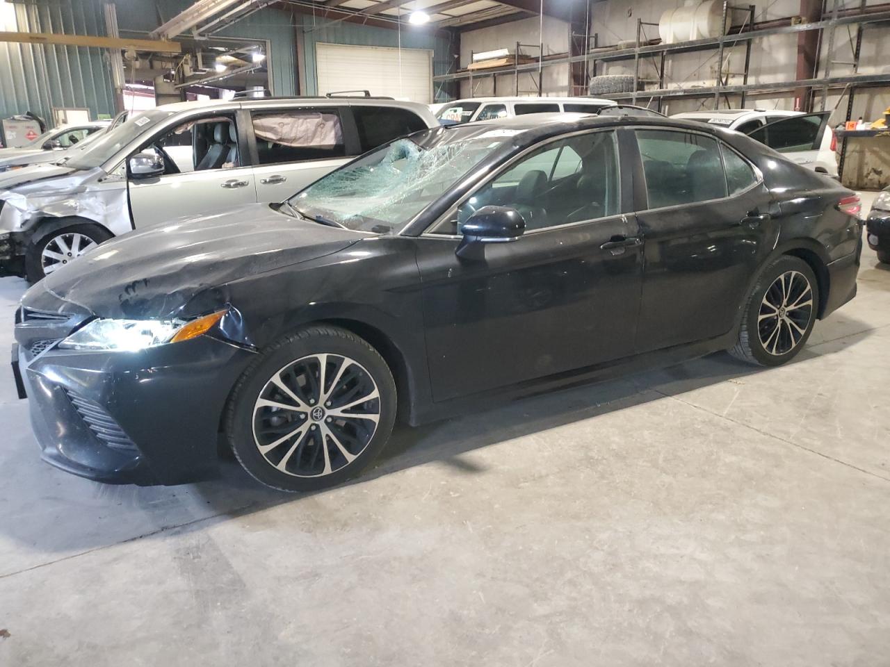 TOYOTA CAMRY L 2019