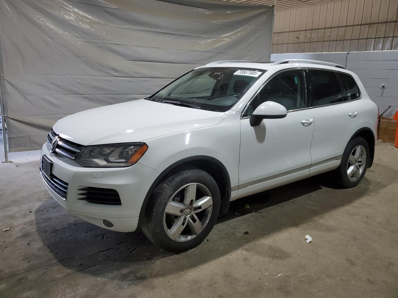 VOLKSWAGEN TOUAREG V6 2014