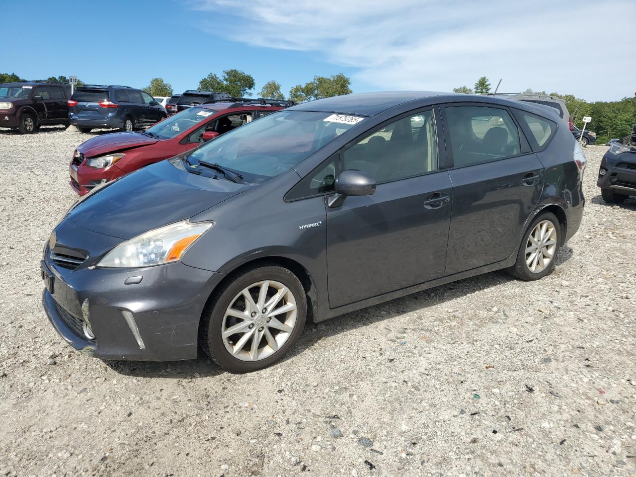 TOYOTA PRIUS V 2012
