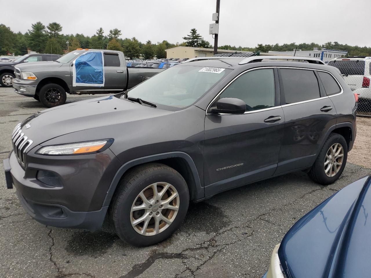 JEEP CHEROKEE LATITUDE 2016