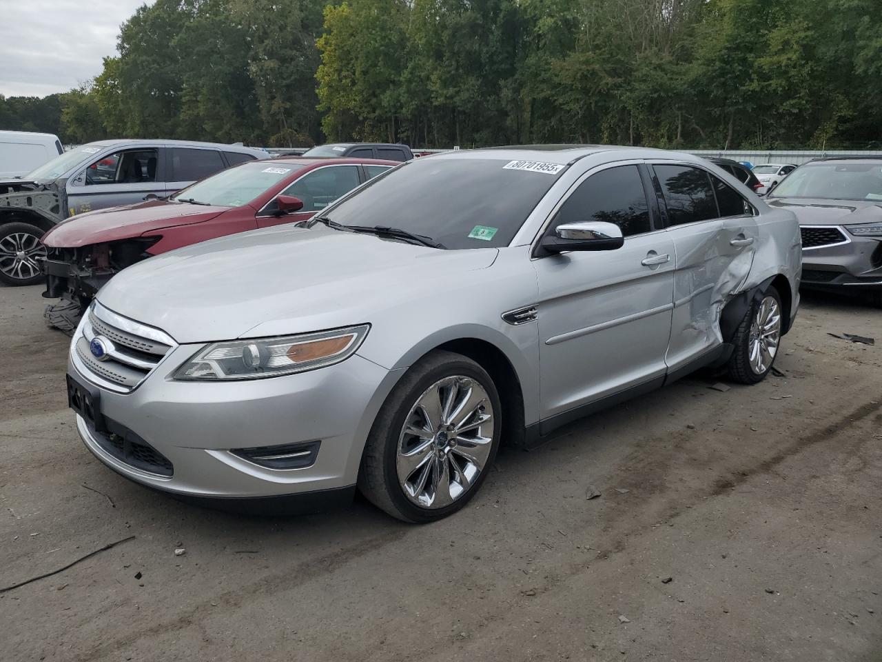 FORD TAURUS 2012
