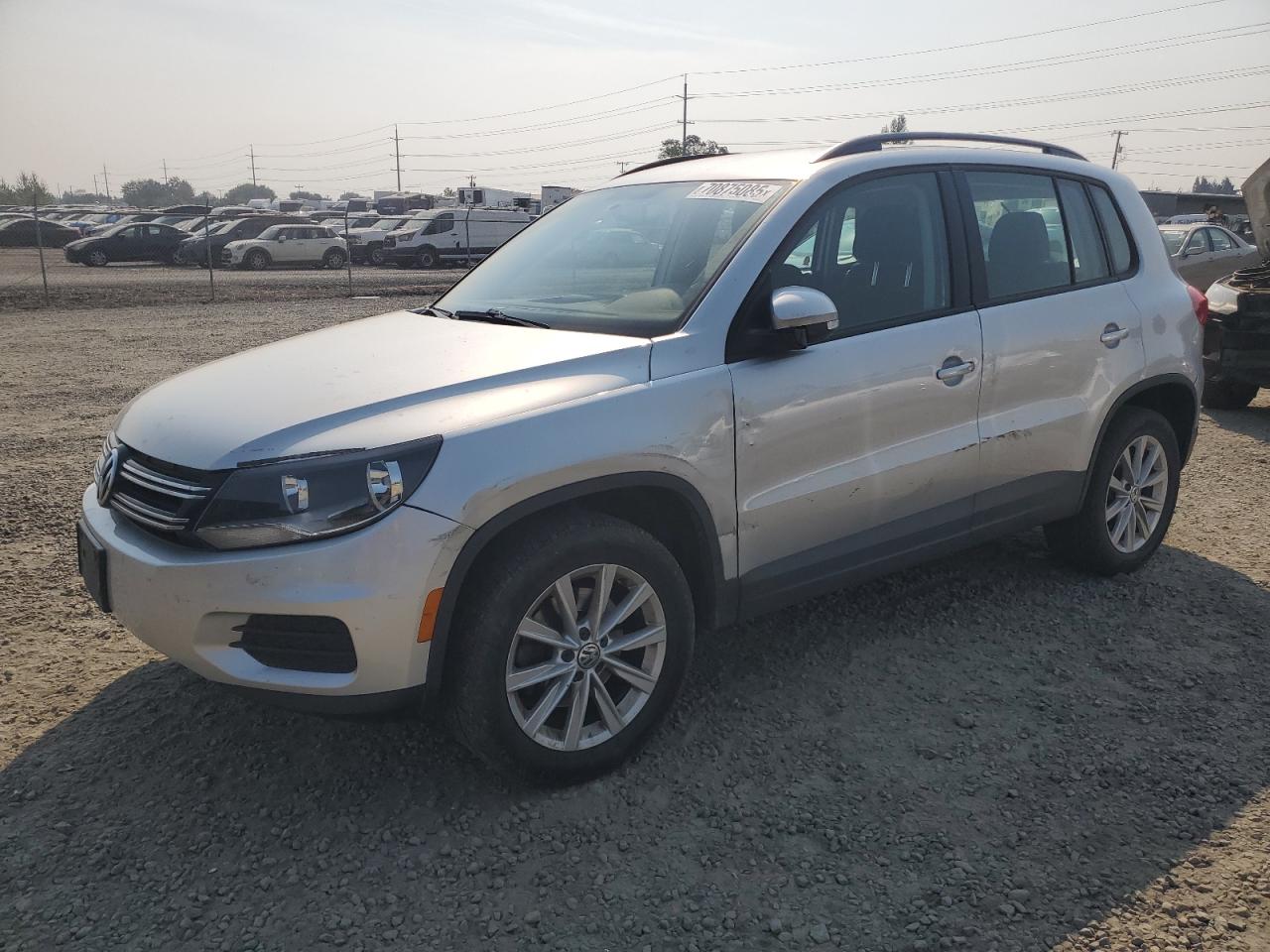 VOLKSWAGEN TIGUAN S 2017