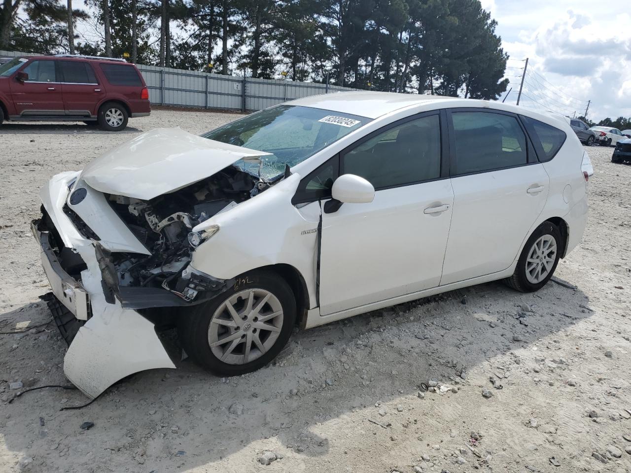 TOYOTA PRIUS V 2014
