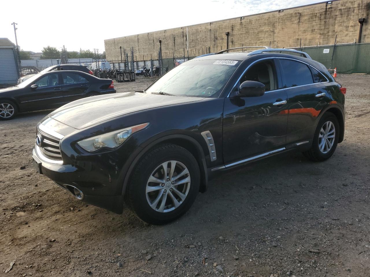 INFINITI FX35 2012