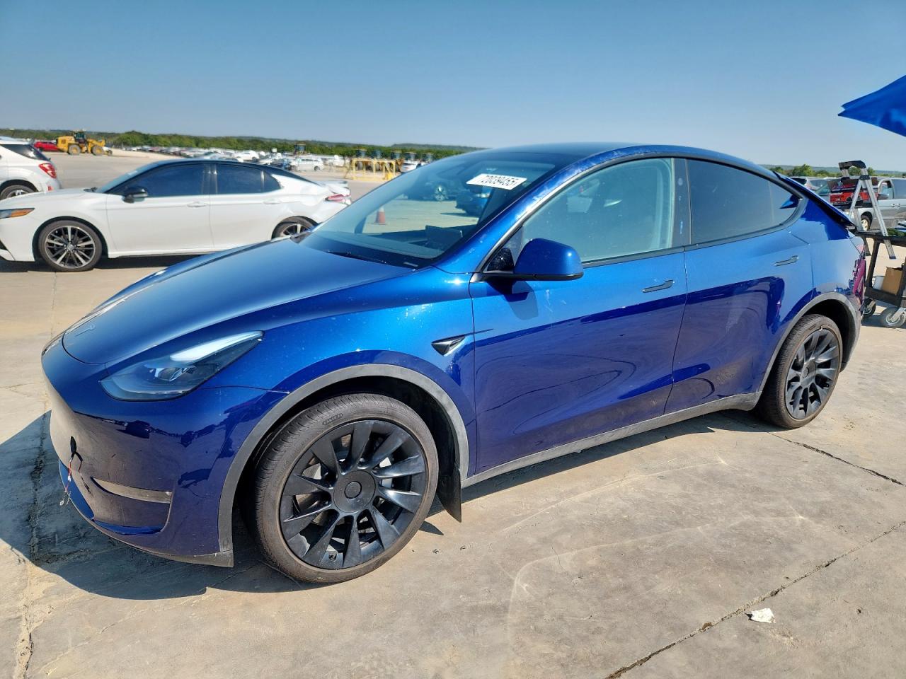 TESLA MODEL Y 2024