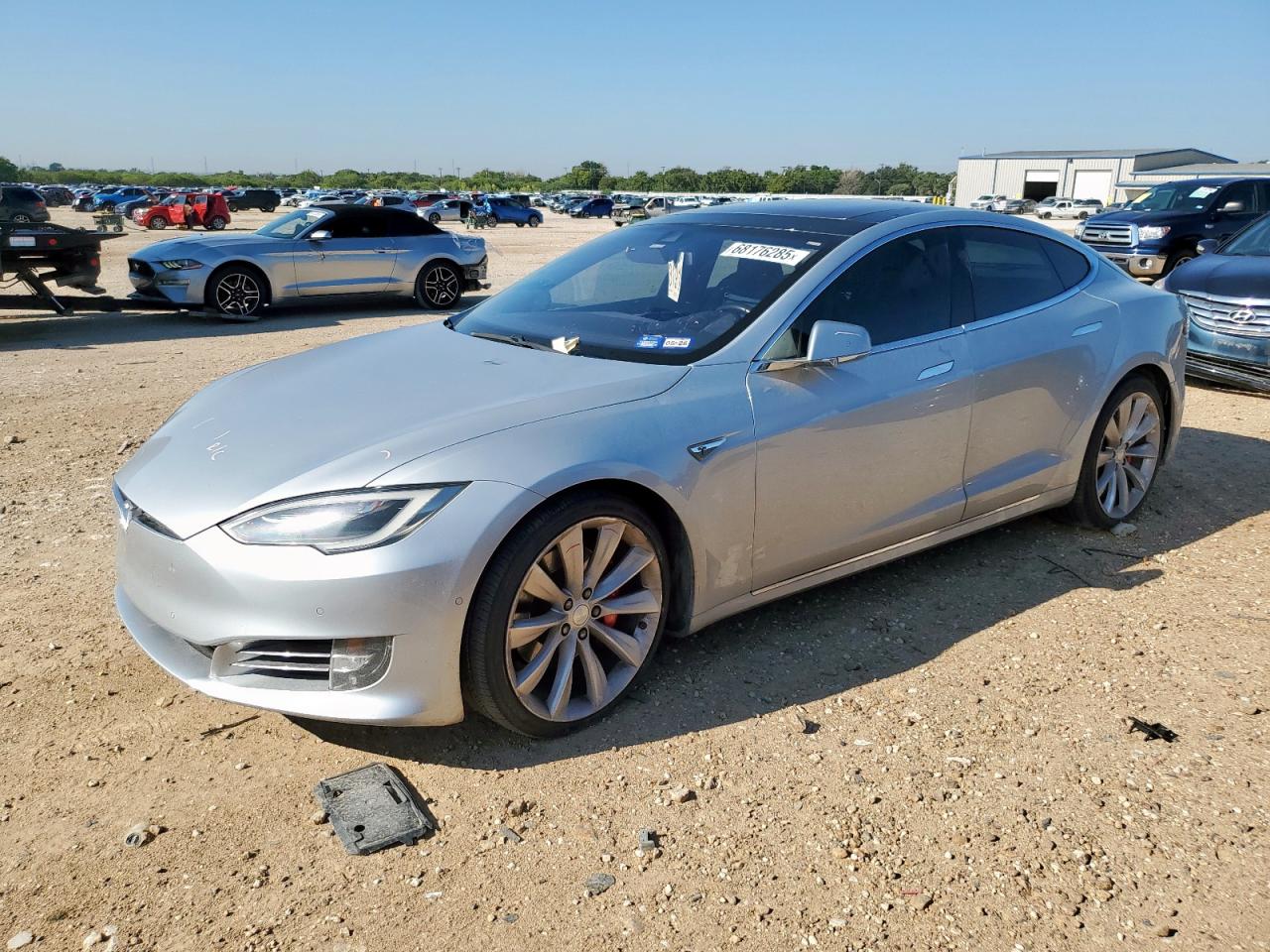 TESLA MODEL S 2016