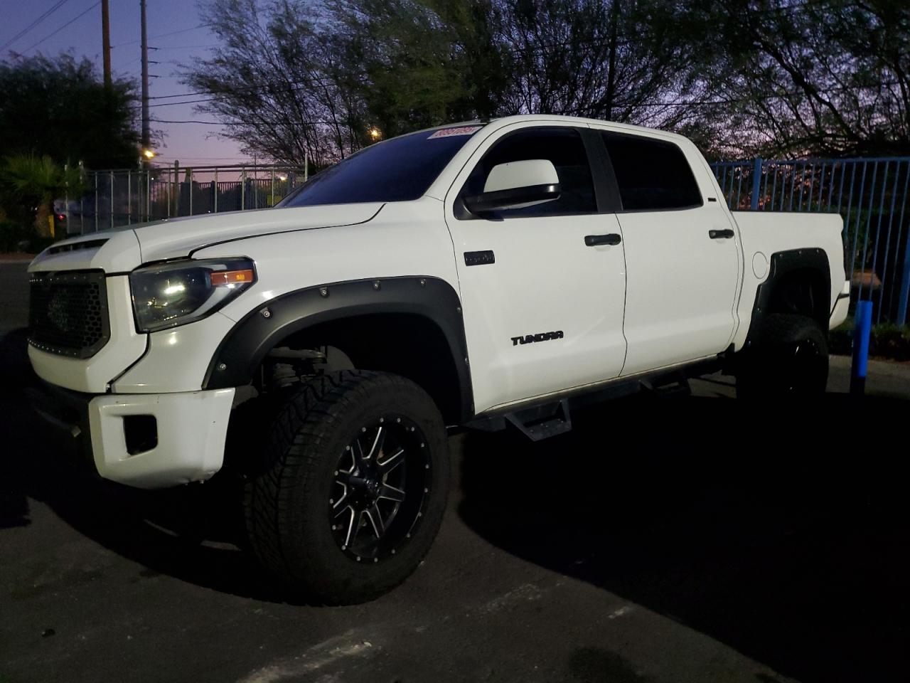 TOYOTA TUNDRA CRE 2016