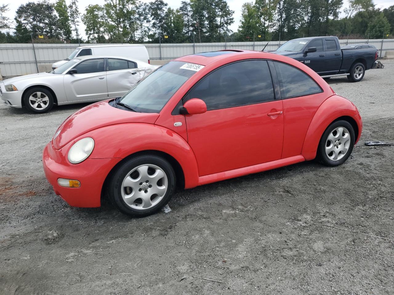 VOLKSWAGEN NEW BEETLE 2003