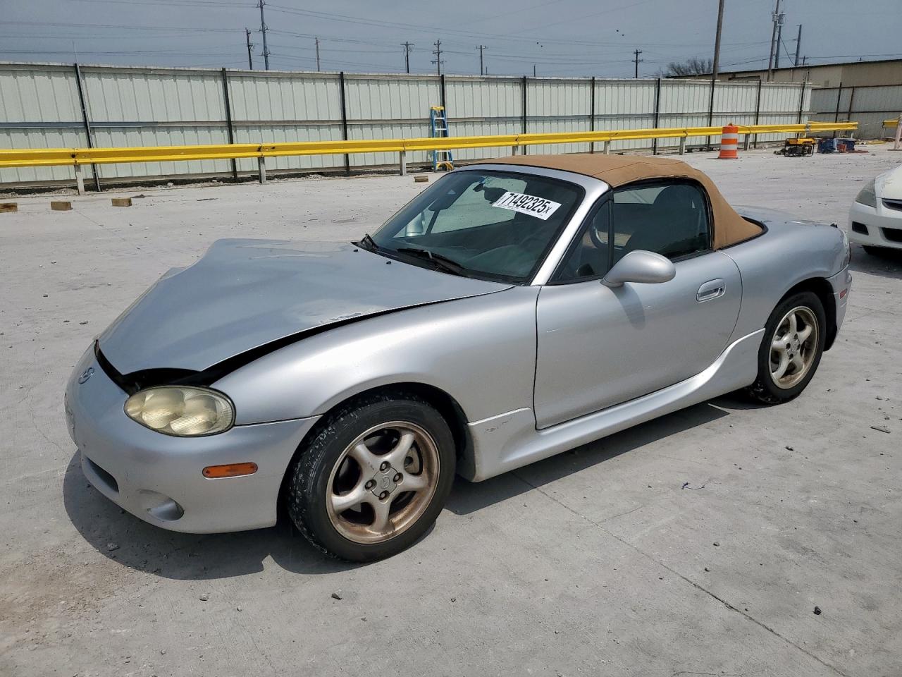 MAZDA MX-5 MIATA 2001